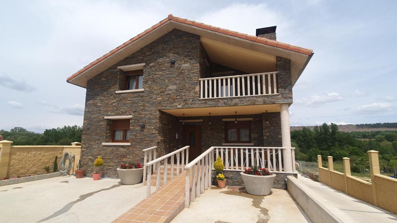 El Mirador De La Lleira Apartment Ferreras de Arriba Exterior photo