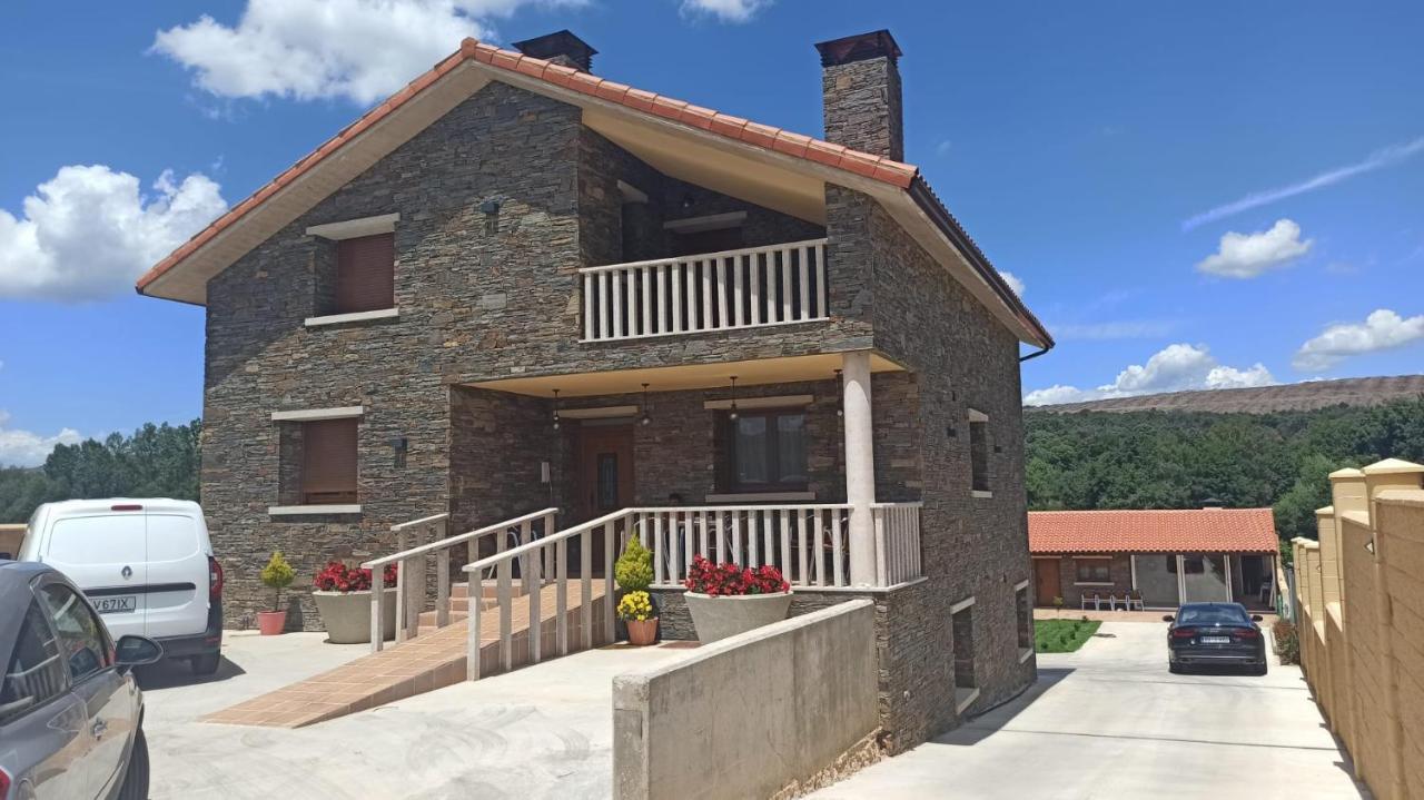 El Mirador De La Lleira Apartment Ferreras de Arriba Exterior photo