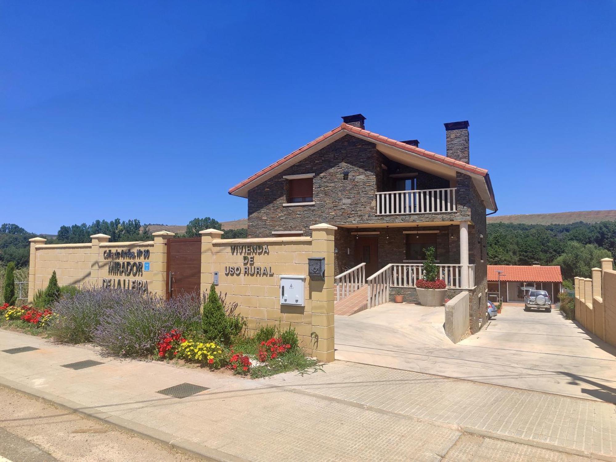 El Mirador De La Lleira Apartment Ferreras de Arriba Exterior photo